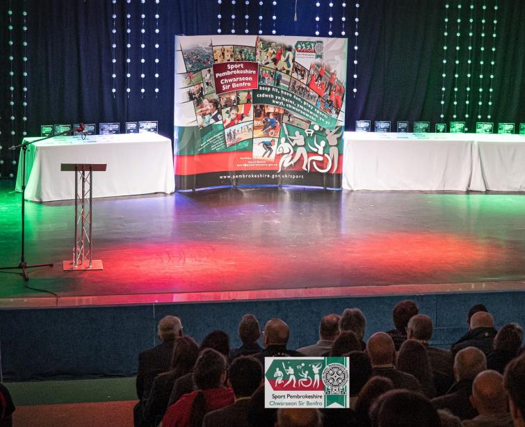 The splendid stage - Panoramic view